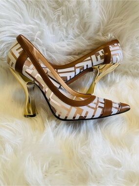 FENDI Colibri FF Logo-printed 105mm Pumps In Neutrals. Authentic and New